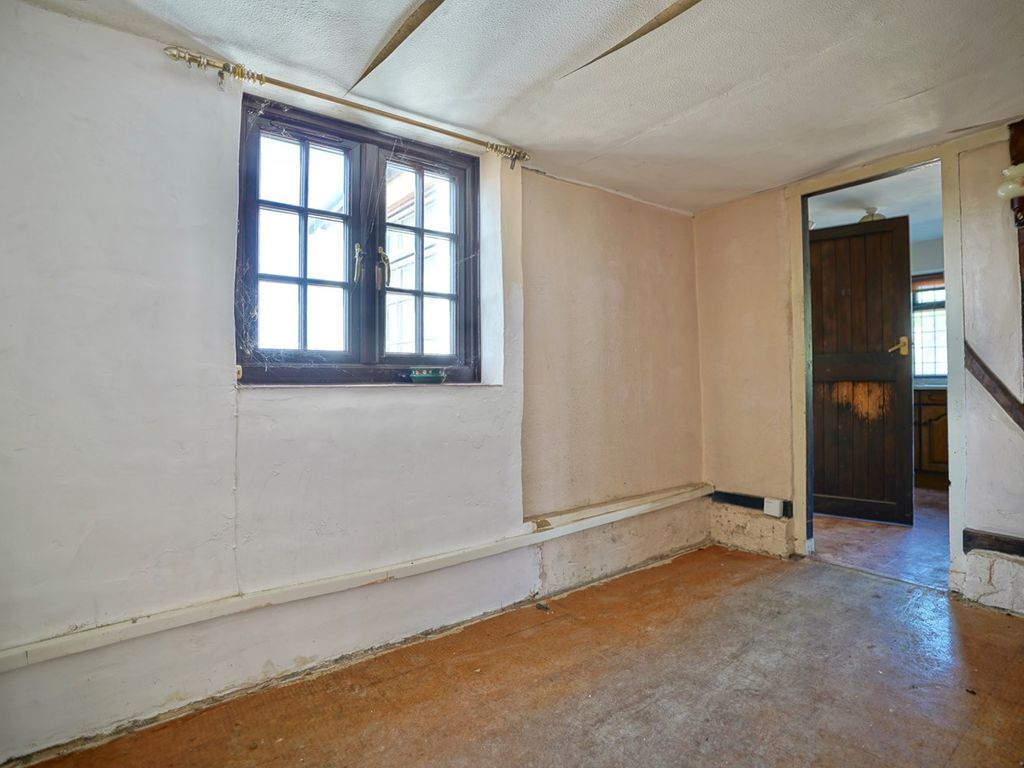 3 bed detached house for sale in Kimbolton Road, Bolnhurst, Bedford MK44, £550,000