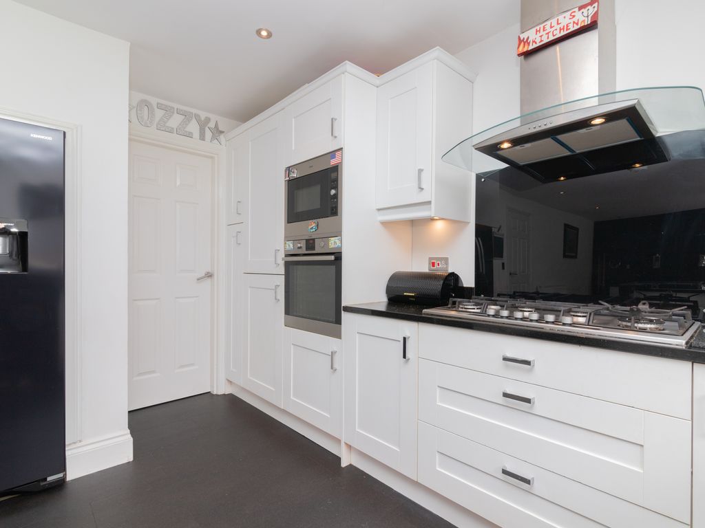 5 bed detached house for sale in Cleghorn Lea, Lanark, South Lanarkshire ML11, £400,000