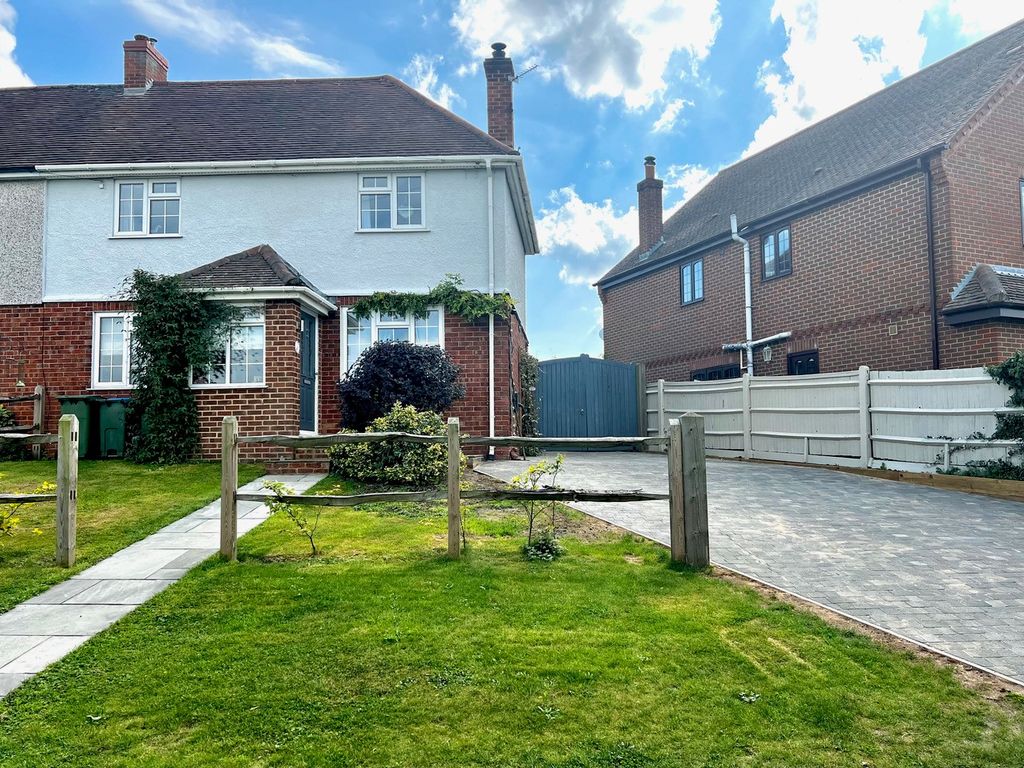 3 bed semi-detached house for sale in Home Close Edge, Shabbington, Aylesbury HP18, £497,500