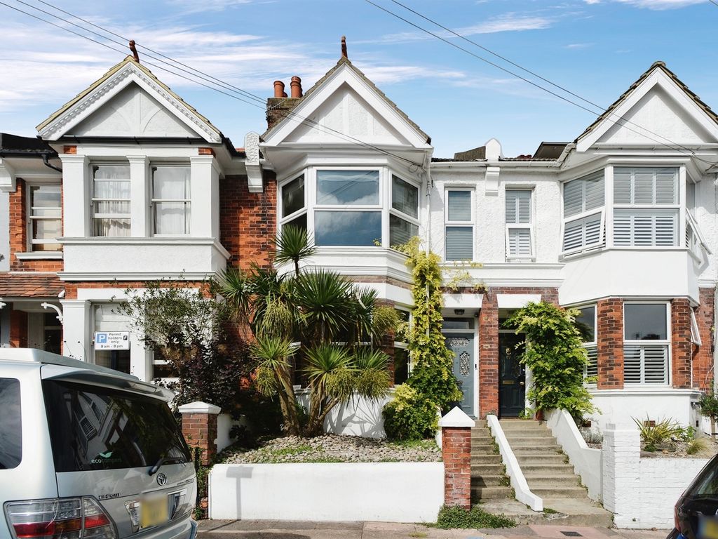 4 bed terraced house for sale in Ashford Road, Brighton BN1, £675,000