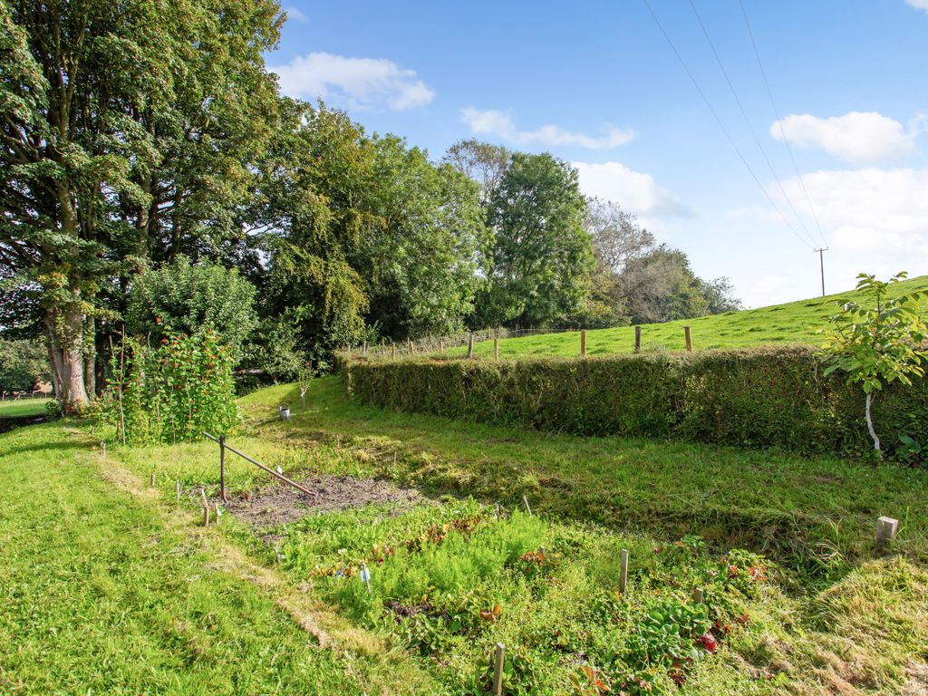 3 bed detached house for sale in Corsley, Warminster BA12, £495,000