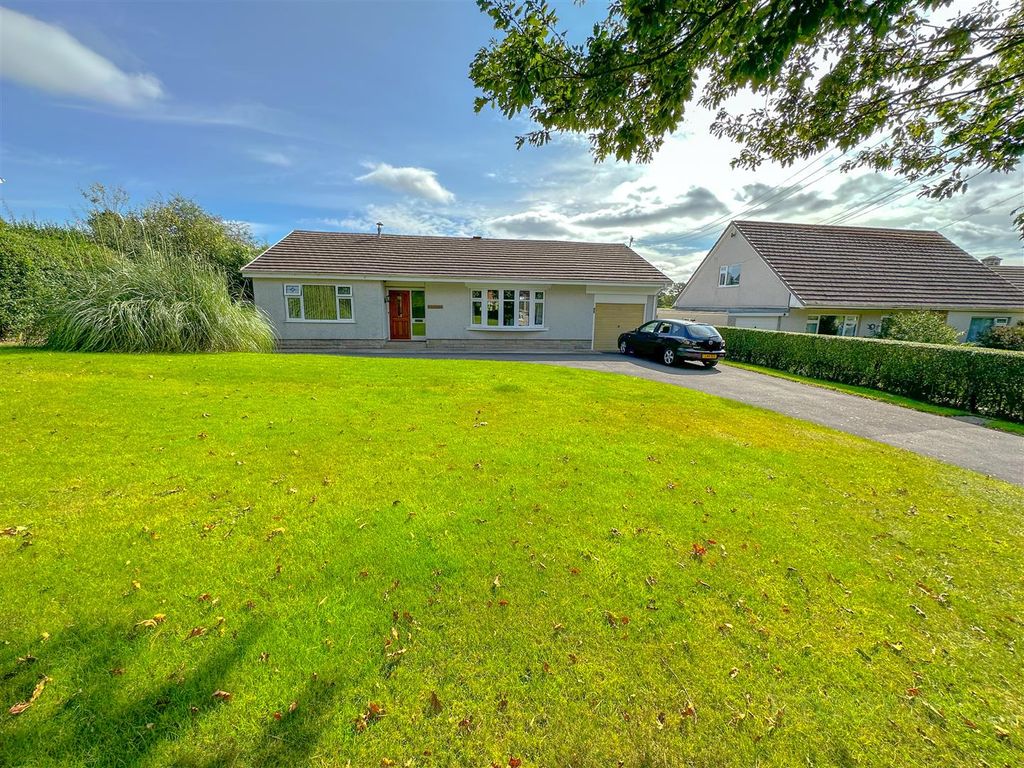 3 bed detached bungalow for sale in Verwig Road, Cardigan SA43, £395,000