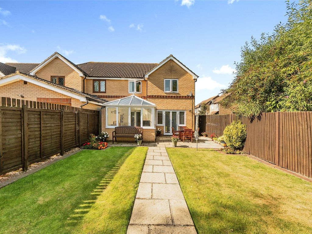 3 bed semi-detached house for sale in Dovecote Road, Reading, Berkshire RG2, £475,000