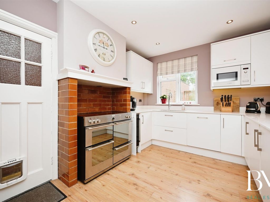 4 bed detached house for sale in Bitteswell Road, Lutterworth LE17, £500,000
