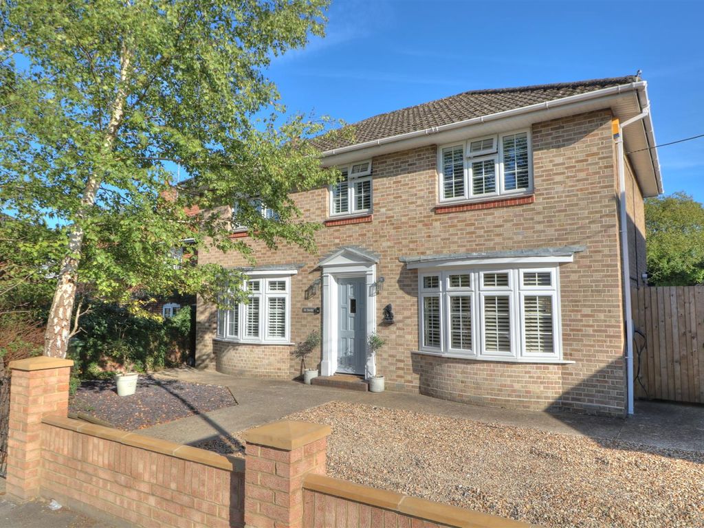4 bed detached house for sale in Main Road, Otterbourne, Winchester SO21, £599,950