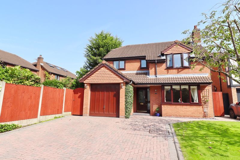 4 bed detached house for sale in Eden Vale, Worsley, Manchester M28, £525,000