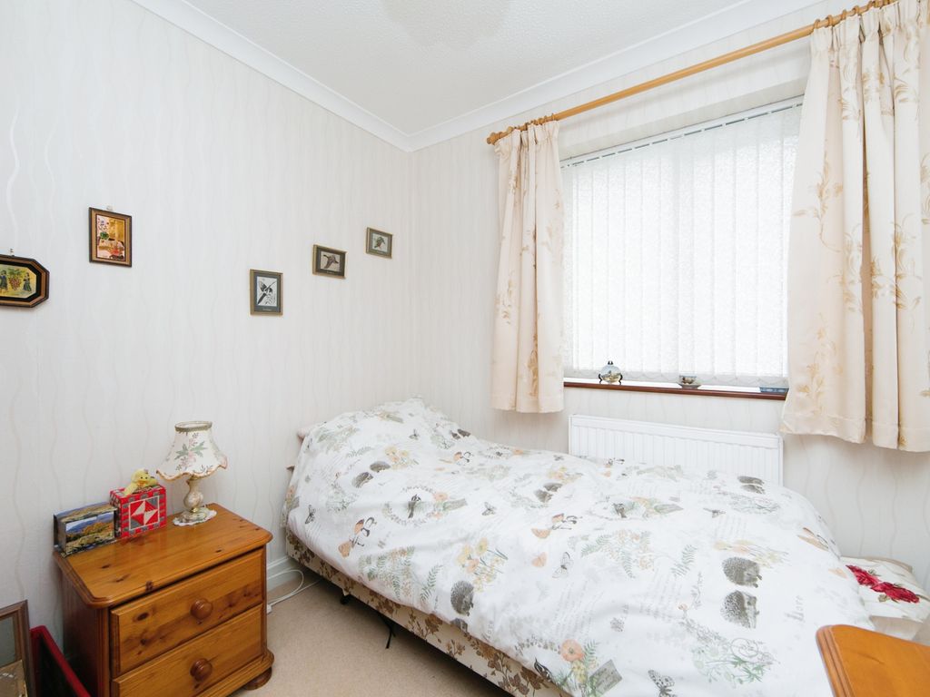3 bed bungalow for sale in Bryn Gannock, Deganwy, Conwy LL31, £425,000