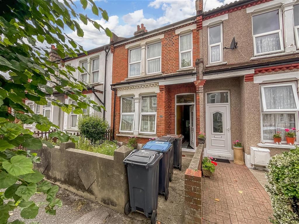 3 bed terraced house for sale in Upton Road, Thornton Heath, Surrey CR7, £400,000