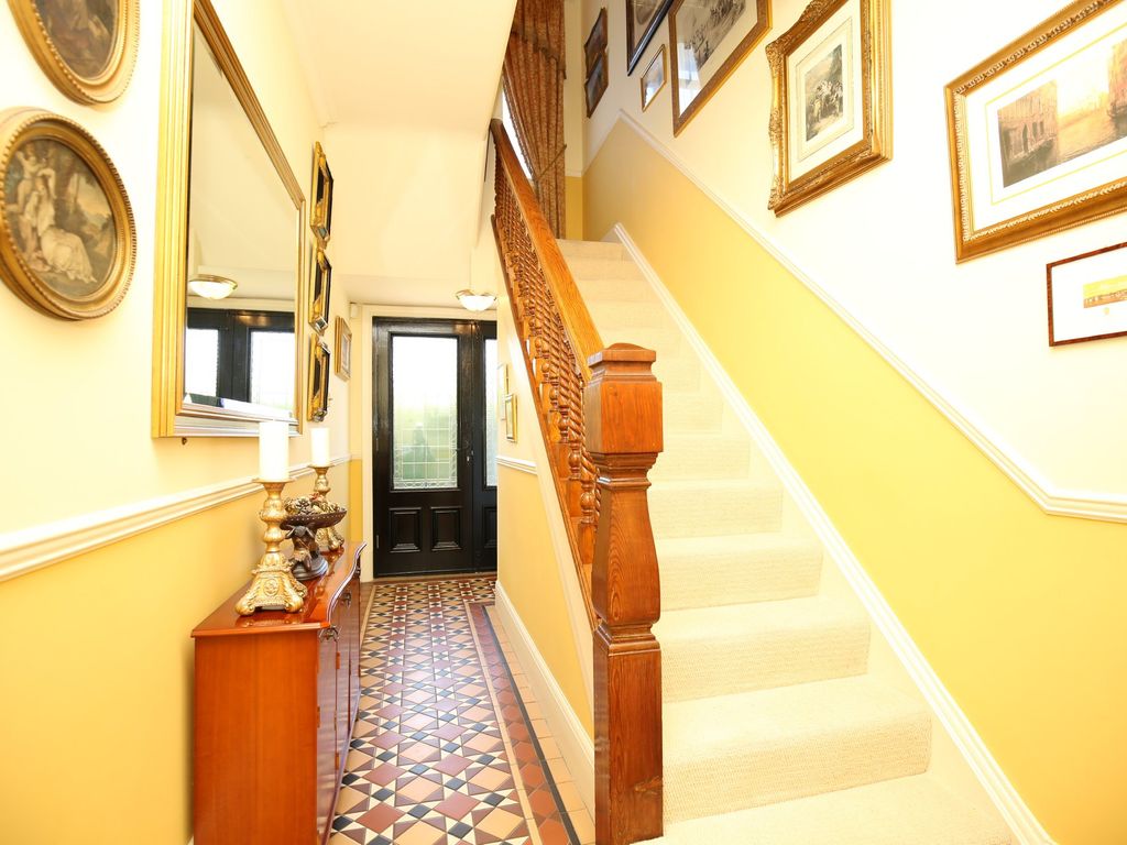 4 bed detached house for sale in South Street, Atherstone CV9, £750,000