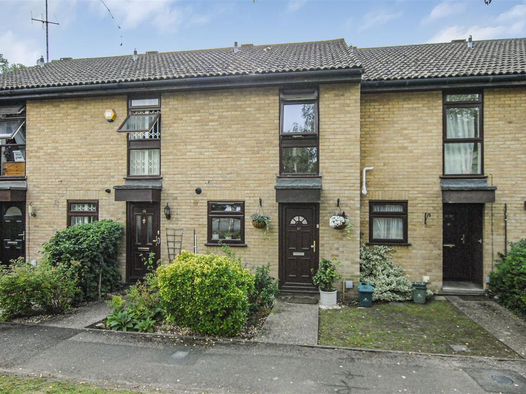 2 bed terraced house for sale in St. Johns Close, Cowley, Uxbridge UB8, £400,000