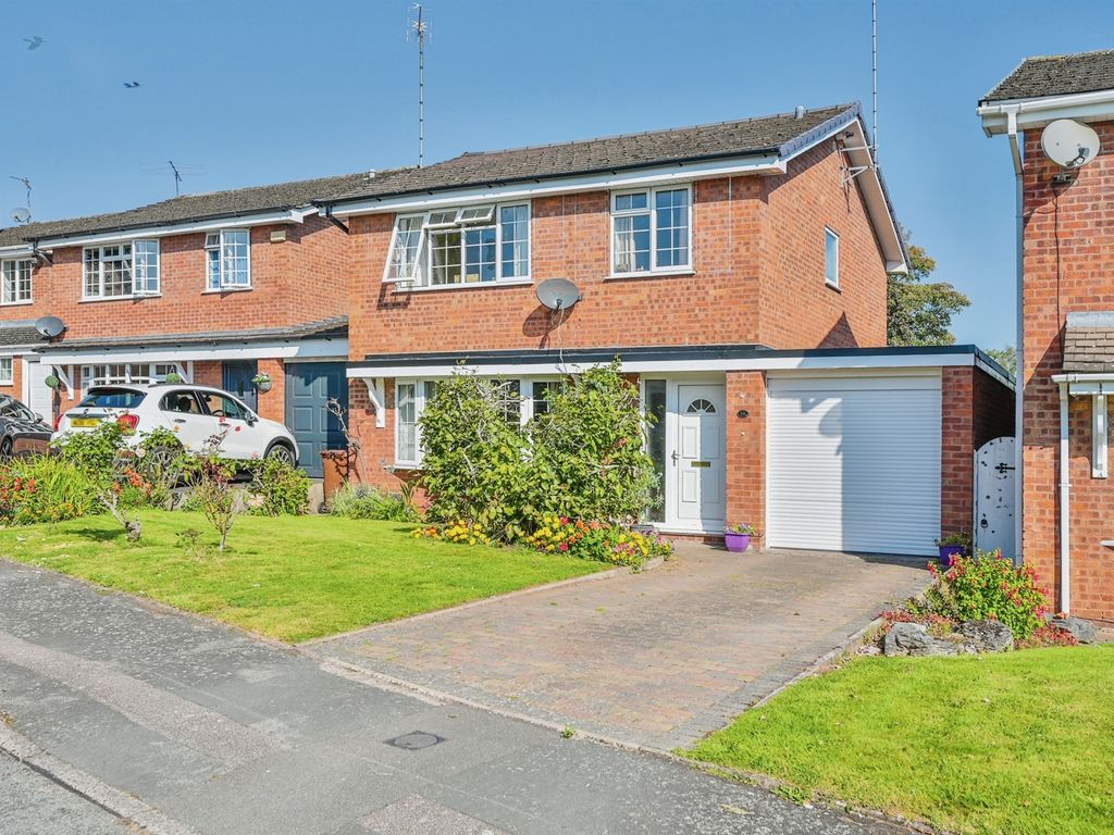 4 bed detached house for sale in The Oaklands, Rugeley WS15, £340,000