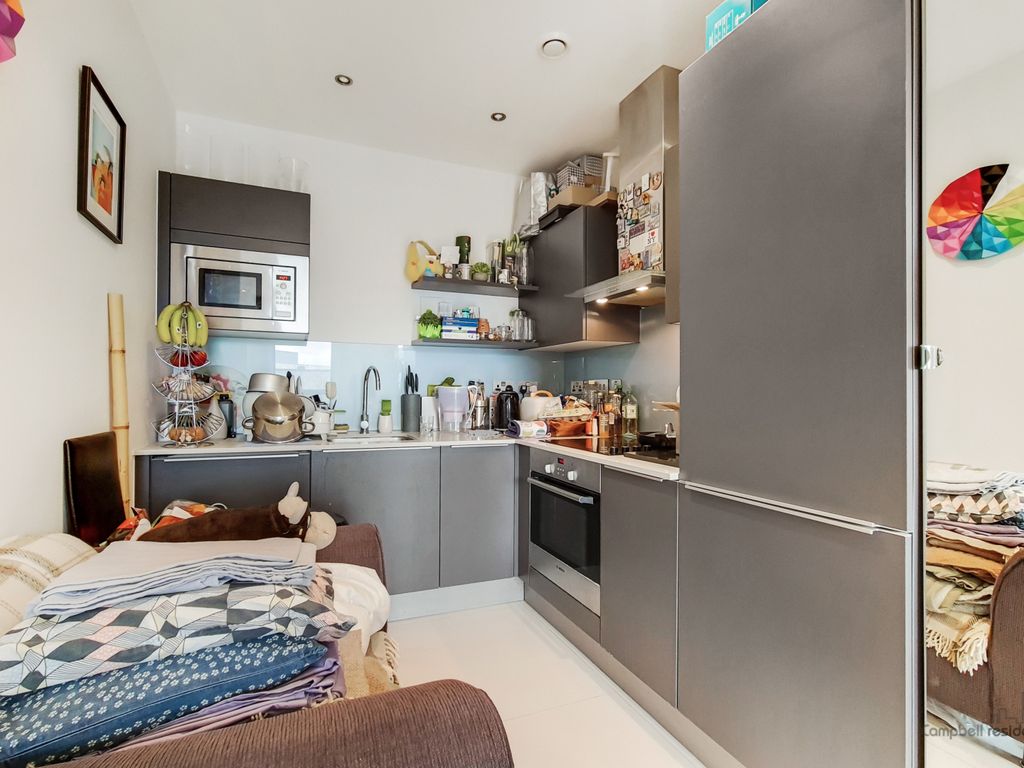 1 bed flat for sale in Haven Way, London SE1, £375,000