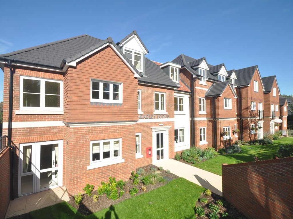 1 bed flat for sale in Leatherhead Road, Ashtead KT21, £324,950