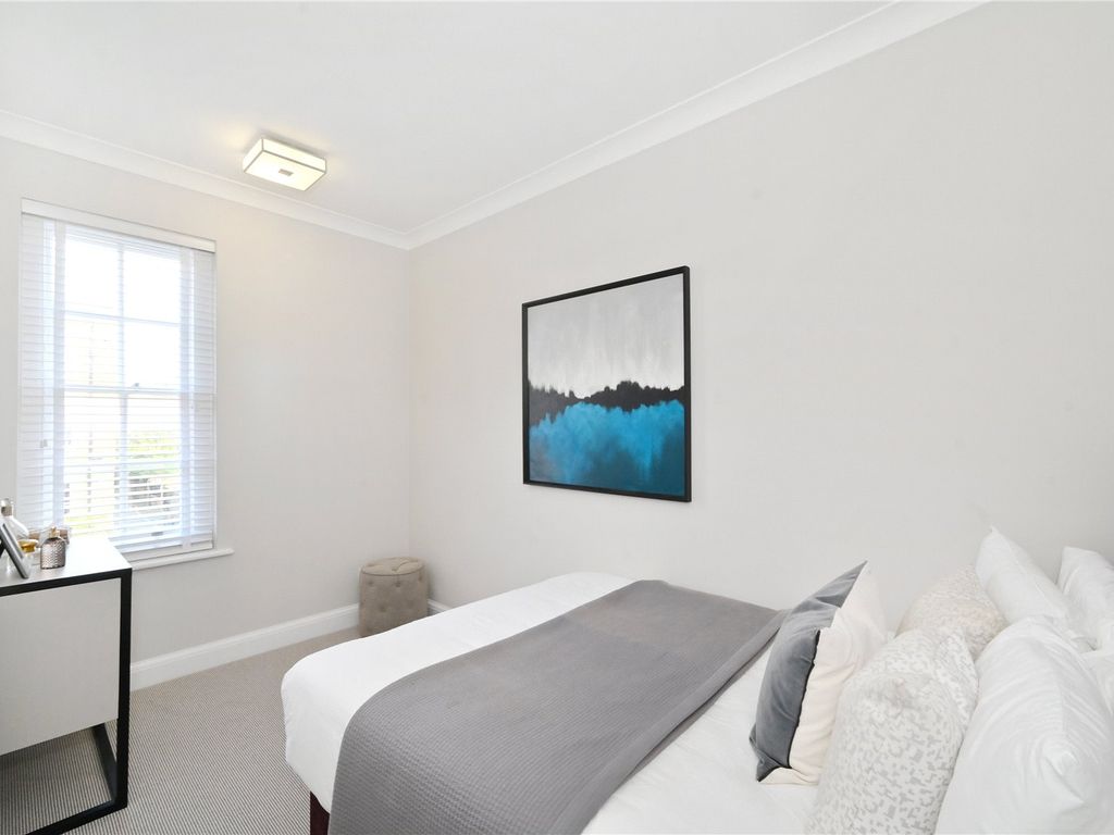 1 bed flat for sale in Clifton Court, Northwick Terrace, London NW8, £500,000