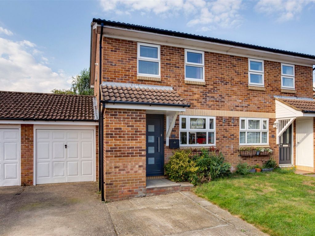 3 bed semi-detached house for sale in Gosling Grove, Downley Village HP13, £475,000