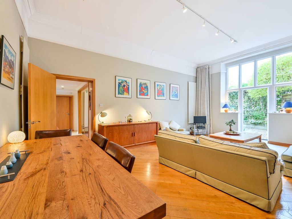 2 bed maisonette for sale in Coombe House, Coombe, Kingston Upon Thames KT2, £875,000