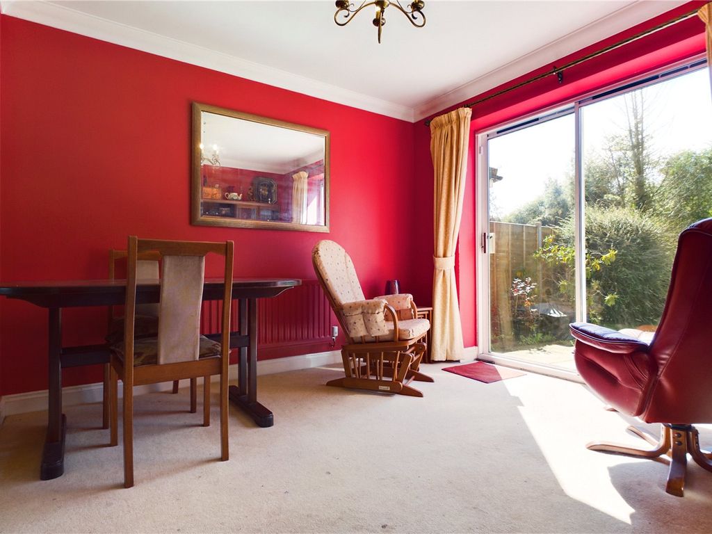 4 bed detached house for sale in Swan Drive, Aldermaston, Reading, Berkshire RG7, £625,000