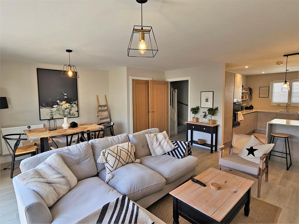 3 bed property for sale in Lantic Road, Fowey PL23, £425,000