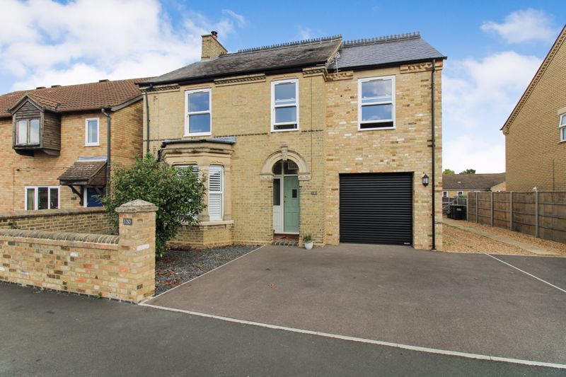4 bed detached house for sale in St. Neots Road, Sandy SG19, £585,000