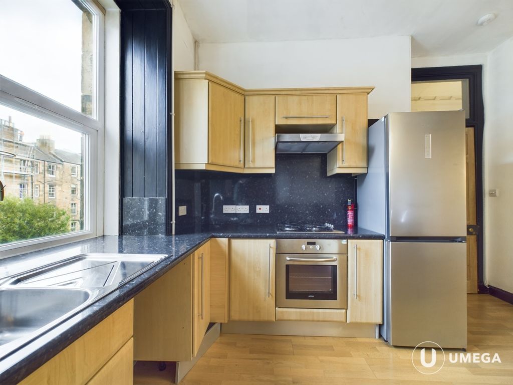 2 bed flat for sale in Montpelier Park, Bruntsfield, Edinburgh EH10, £380,000