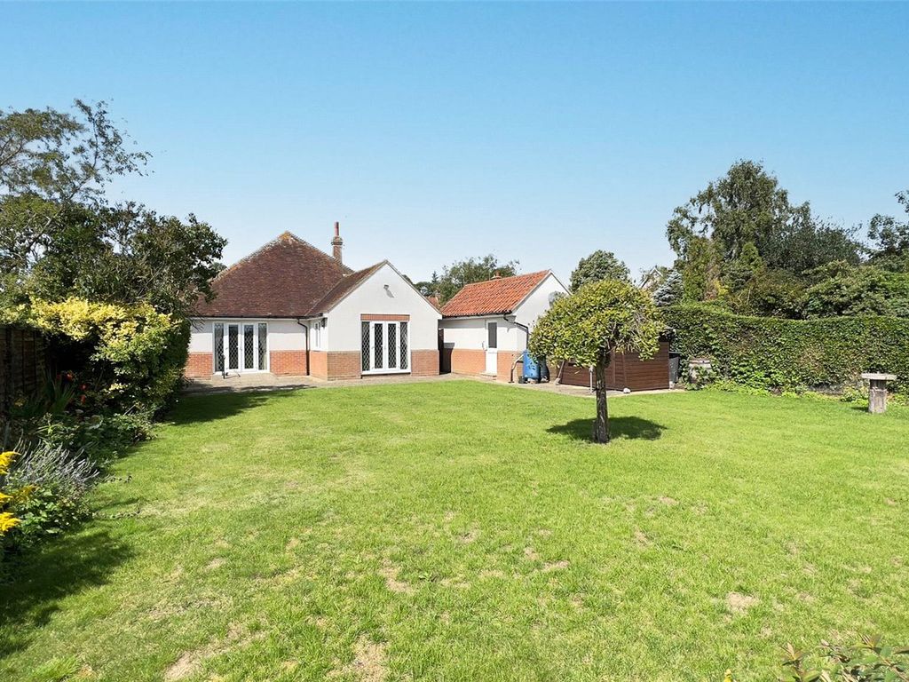 3 bed bungalow for sale in Brook Street, Dedham, Colchester, Essex CO7, £950,000