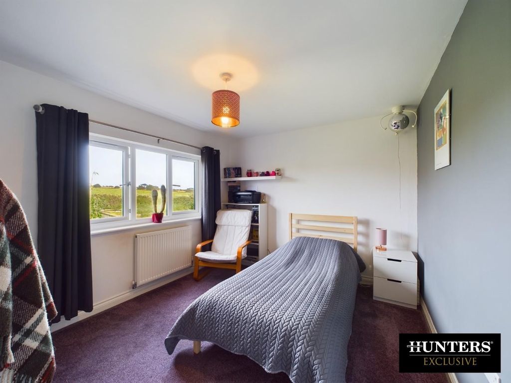 4 bed detached house for sale in Main Street, Buckton, Bridlington YO15, £375,000