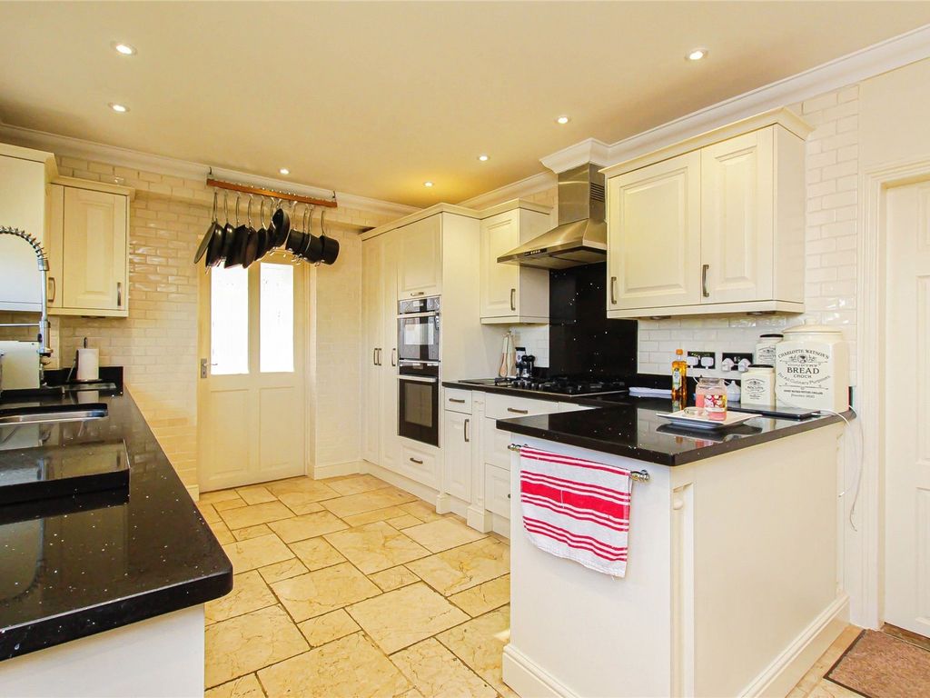 5 bed detached house for sale in Langwood Hill Drove, Chatteris PE16, £775,000