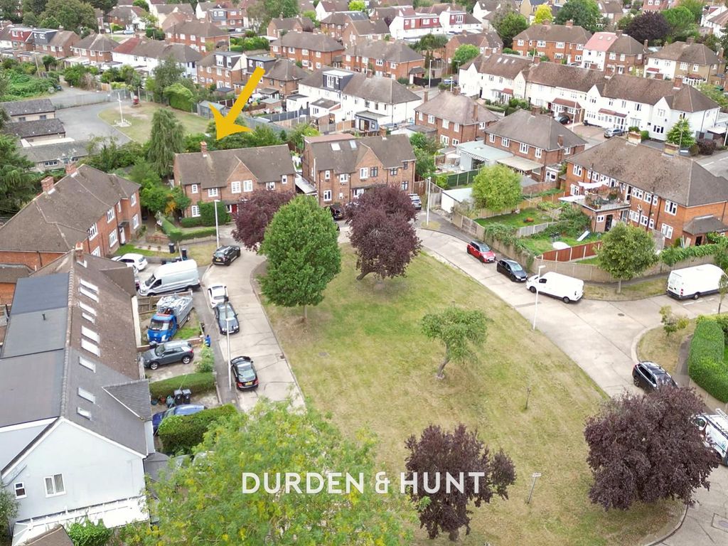 3 bed semi-detached house for sale in Debden Close, Woodford Green IG8, £650,000