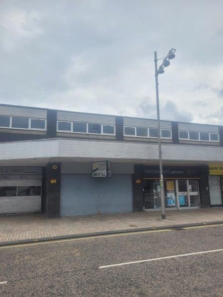 Retail premises to let in Hairst Street, Renfrew PA4, £12,000 pa