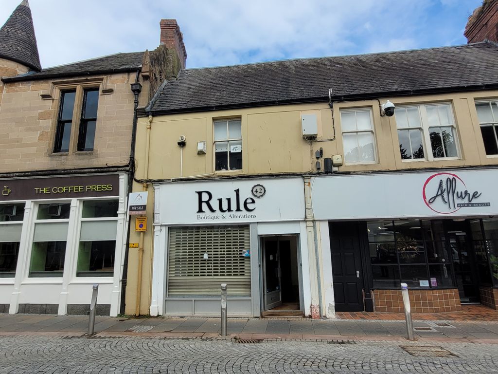Retail premises to let in Bank Street, Kilmarnock KA1, £12,500 pa