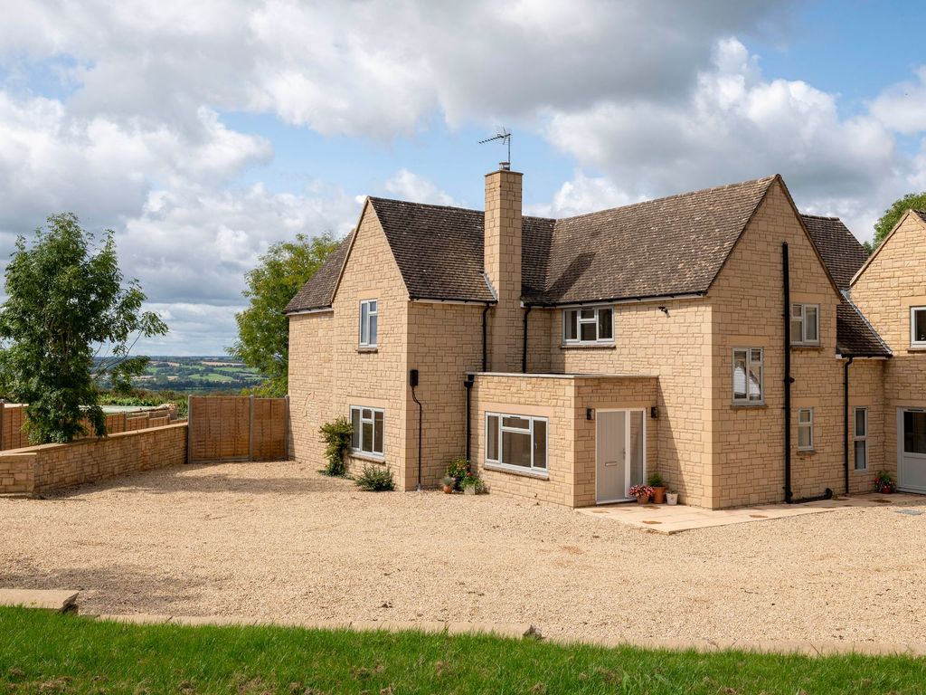 4 bed end terrace house for sale in Wyck Hill, Stow On The Wold GL54, £850,000