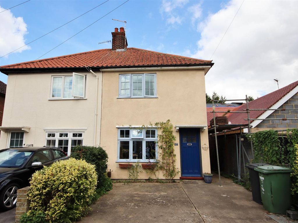 2 bed semi-detached house for sale in Natal Road, Cambridge CB1, £475,000