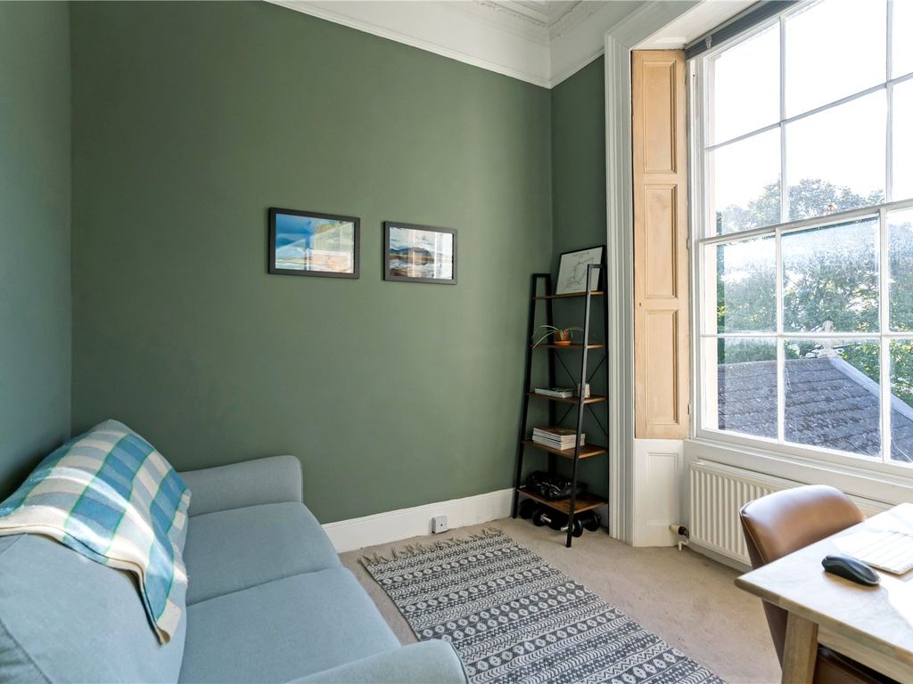 2 bed flat for sale in Queens Road, Clifton, Bristol BS8, £435,000