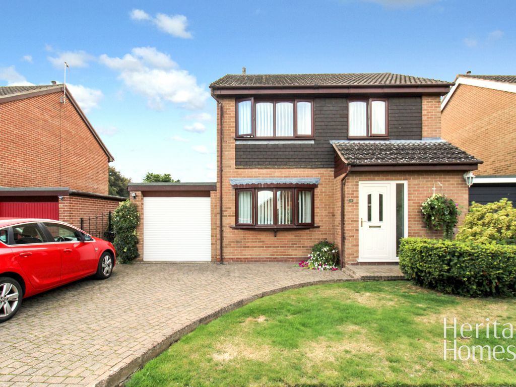 3 bed detached house for sale in Danesbower Close, Blofield, Norwich NR13, £350,000