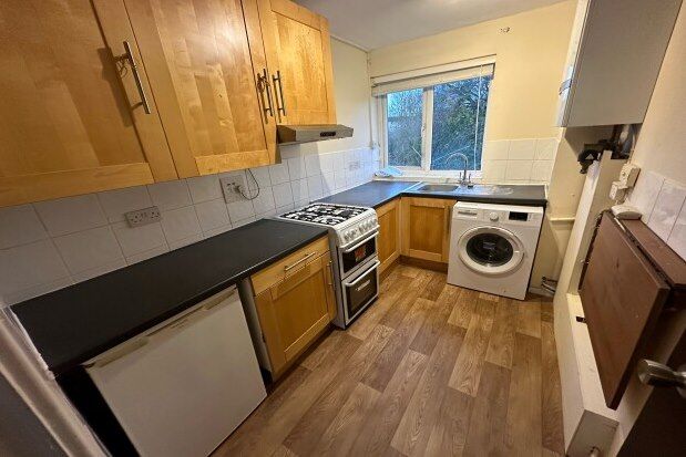 2 bed flat to rent in Peat Moors, Oxford OX3, £1,450 pcm