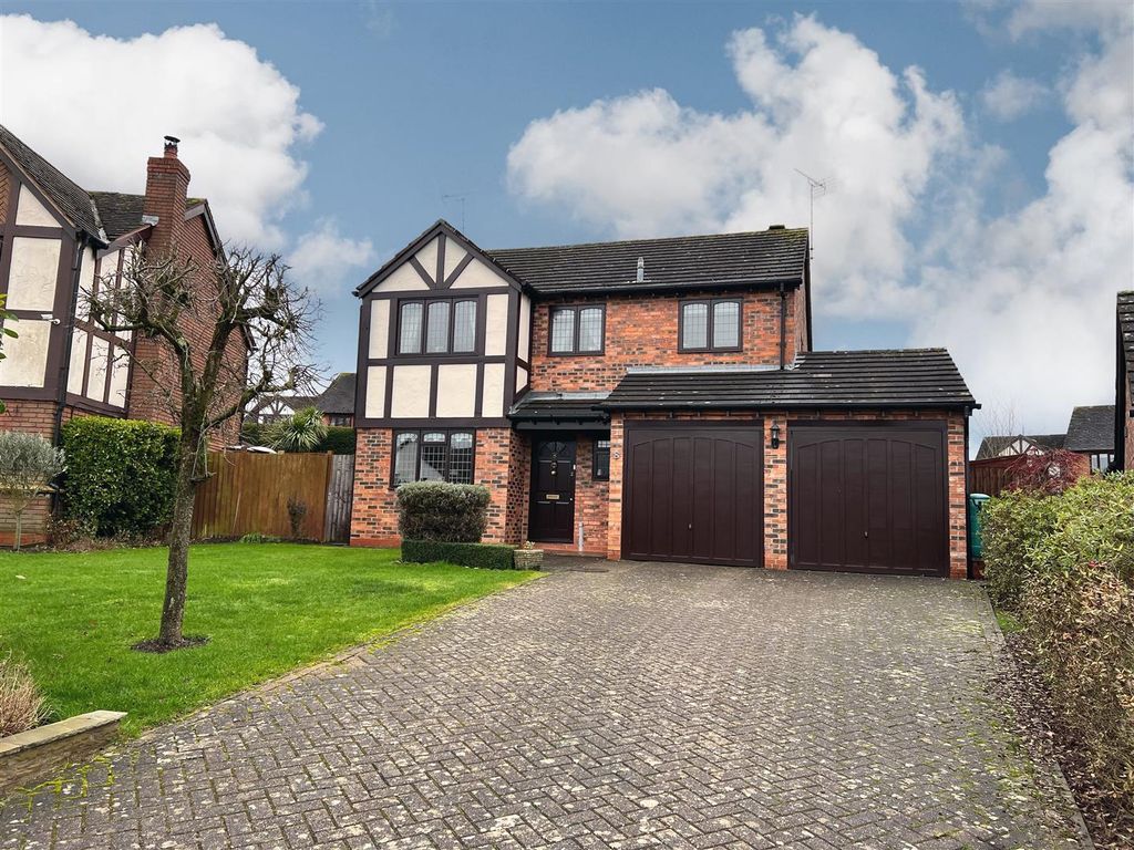 4 bed detached house for sale in Knighton Close, Broughton Astley, Leicester LE9, £430,000