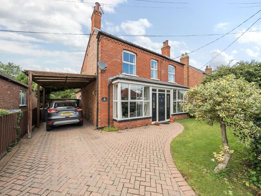 4 bed detached house for sale in Kyme Road, Heckington, Sleaford NG34, £450,000