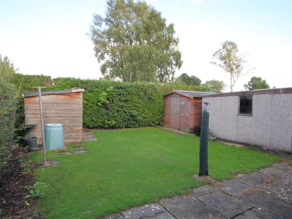 3 bed detached bungalow for sale in Garden Flats Lane, Dunnington, York YO19, £350,000