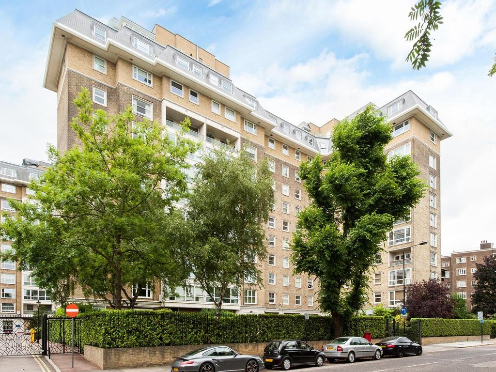 3 bed flat to rent in St. Johns Wood Park, St John's Wood, London NW8, £5,633 pcm