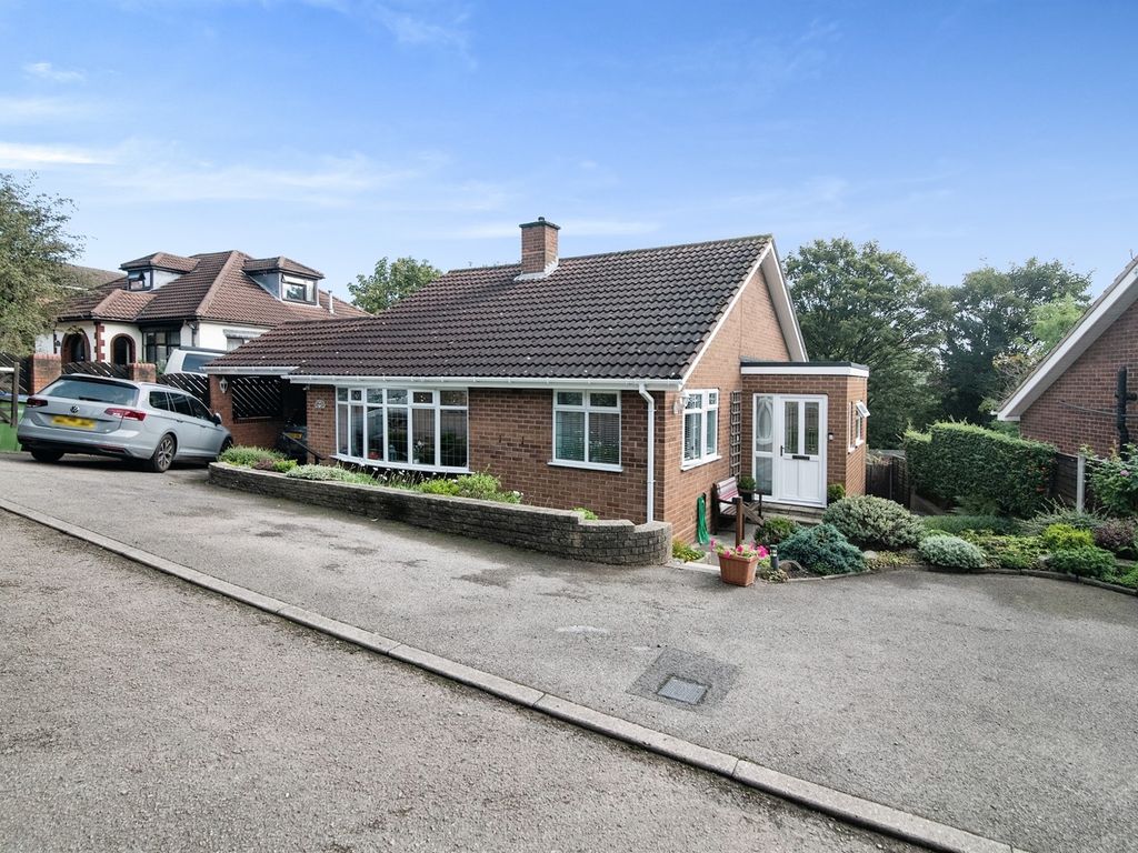 3 bed detached bungalow for sale in Bustleholme Avenue, West Bromwich B71, £375,000