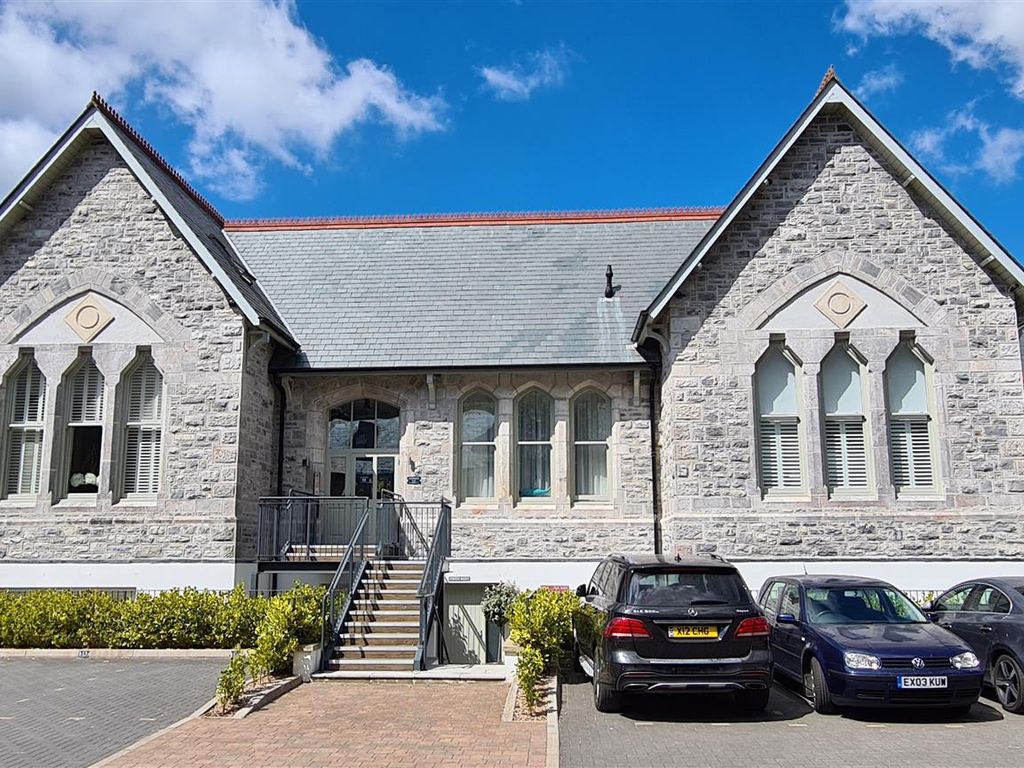 1 bed flat for sale in Station Road, Fowey PL23, £395,000