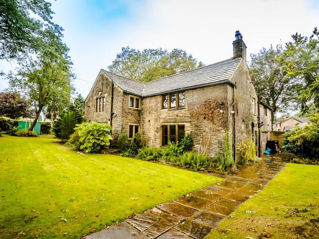 4 bed detached house for sale in Green Lane, Brighouse HD6, £750,000