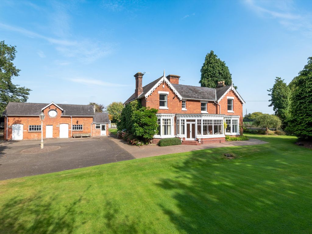 5 bed detached house for sale in Montford Bridge, Shrewsbury, Shropshire SY4, £925,000