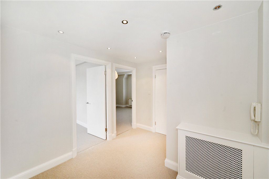 3 bed flat for sale in Marylebone High Street, London W1U, £1,200,000