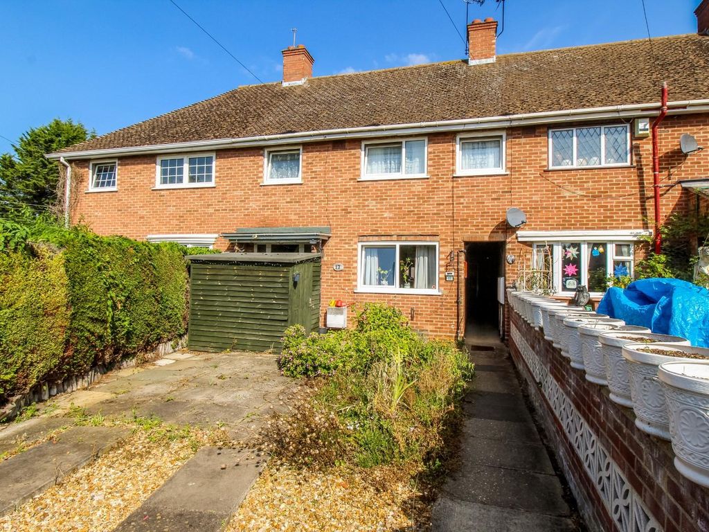3 bed terraced house for sale in Granhams Close, Great Shelford, Cambridge CB22, £350,000