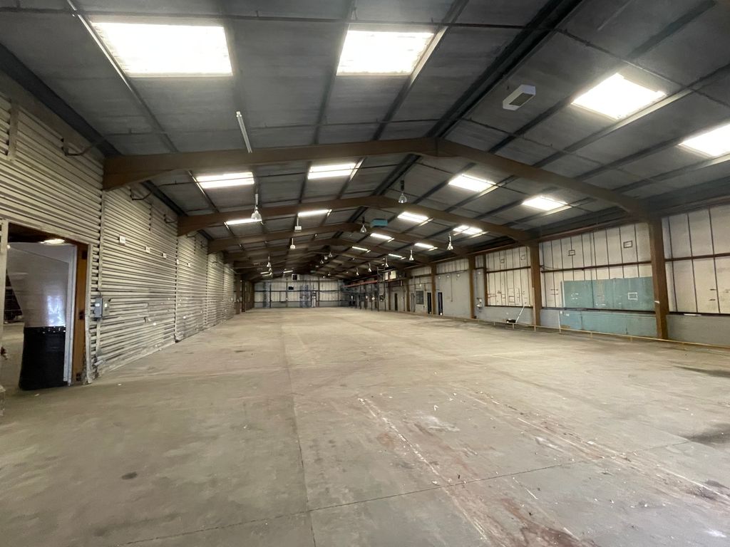 Industrial to let in Aberllechau Road, Porth CF39, £60,000 pa