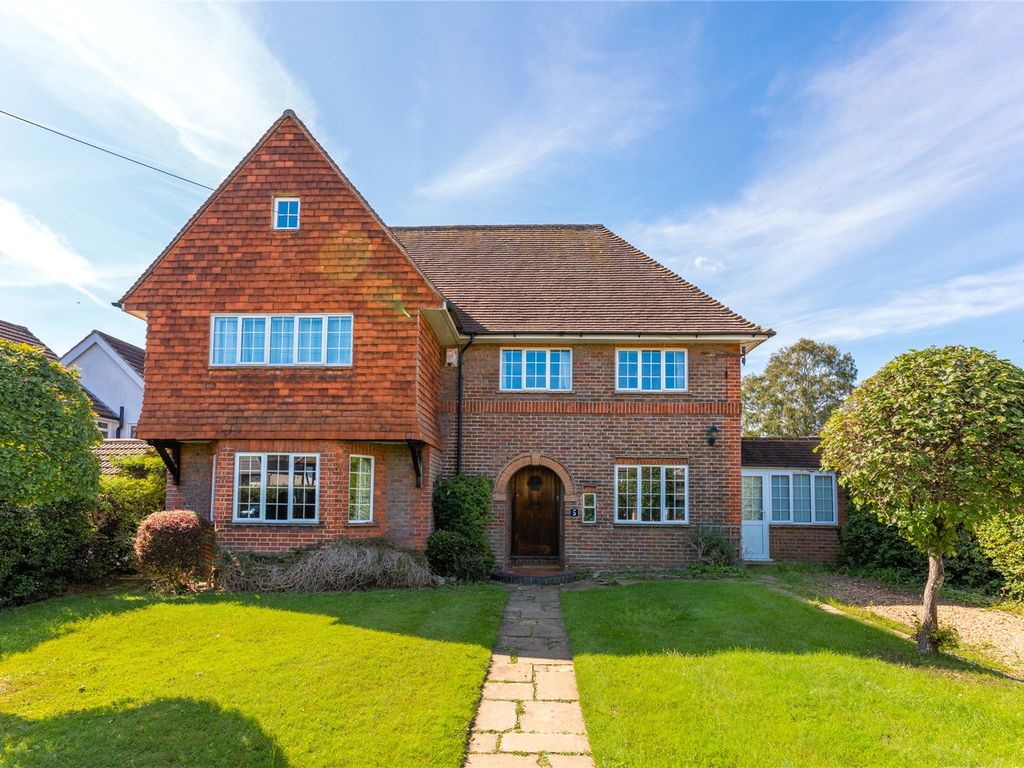 4 bed detached house for sale in Chenies Avenue, Little Chalfont, Buckinghamshire HP6, £1,100,000