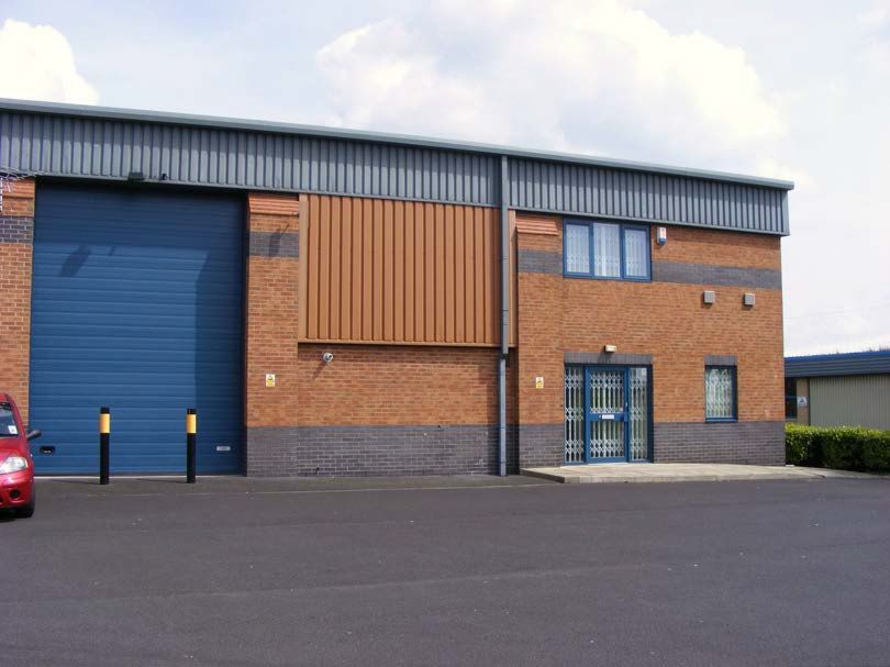 Industrial to let in Unit 8, Shaw Cross Court, Shaw Cross Business Park, Dewsbury WF12, £29,461 pa