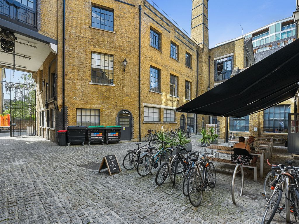 Office to let in Unit 34A Waterside Building, 44-48 Wharf Road, London N1, £49,648 pa
