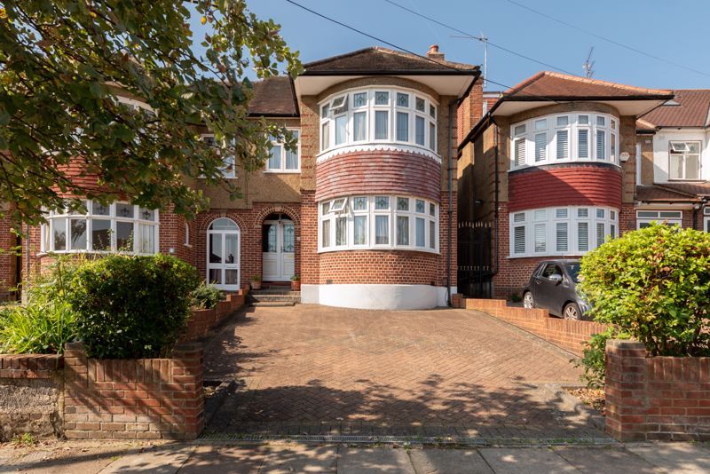 3 bed semi-detached house for sale in Oakwood Avenue, London N14, £749,950